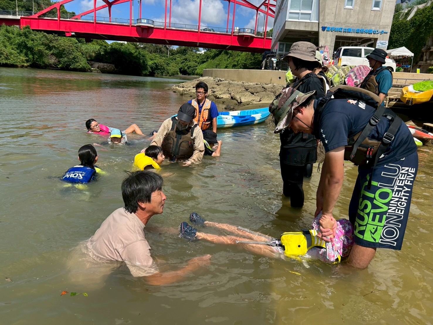 LINE_ALBUM_20250816 水辺_250819_18